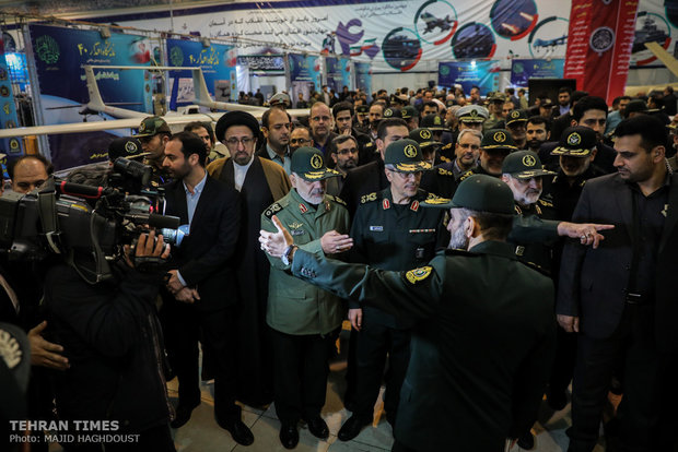 Major defense exhibition opened in Tehran