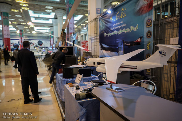 Major defense exhibition opened in Tehran