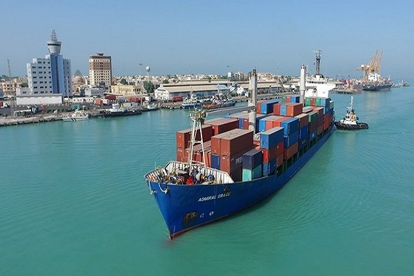Iran trade balance hits $678mn in 10 months