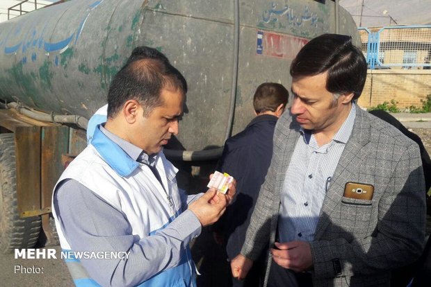 کلر سنجی مستمر آب تانکرهای آب‌رسانی شهر پلدختر