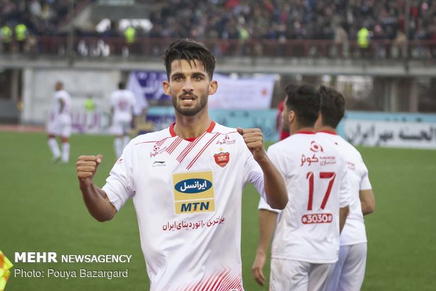 دیدار تیم های سپیدرود رشت با پرسپولیس تهران