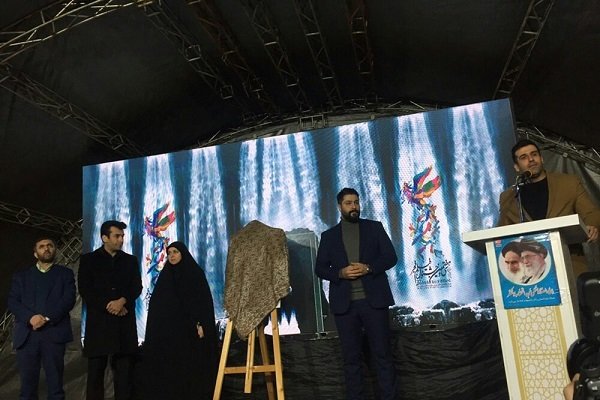 اکران همزمان فیلمهای سی و هفتمین جشنواره فجر در رشت آغاز شد