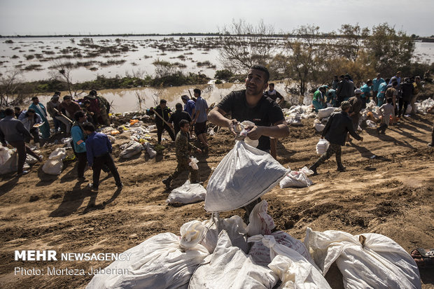 جهود مكثفة لإعمار حزام الفيضانات بمحافظة خوزستان 