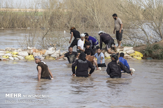 جهود مكثفة لإعمار حزام الفيضانات بمحافظة خوزستان 