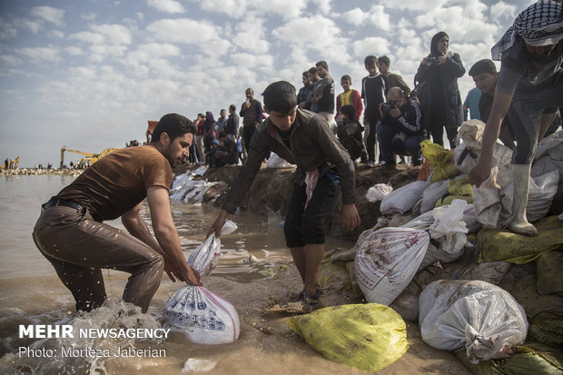 جهود مكثفة لإعمار حزام الفيضانات بمحافظة خوزستان 