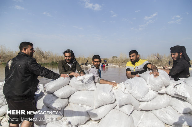 جهود مكثفة لإعمار حزام الفيضانات بمحافظة خوزستان 