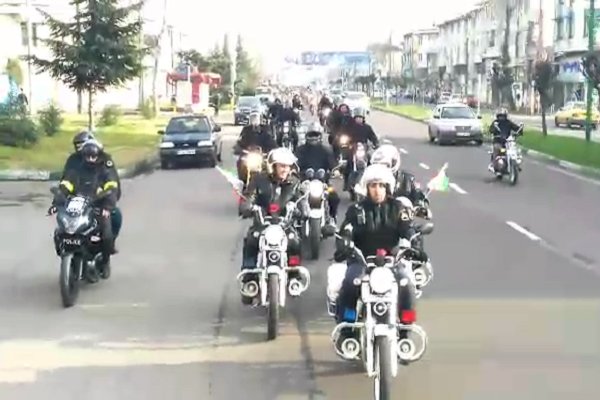 Bikers parade on 40th anniv. of Islamic Revolution