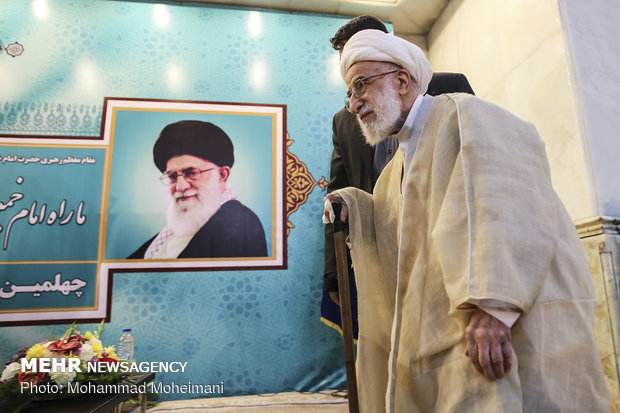 Commemoration of ‘Ten-Day Dawn’ in Imam Khomeini’s mausoleum	