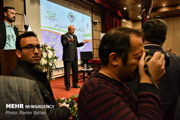 همایش مسئولان کانون های بسیج اساتید دانشگاه آزاد اسلامی