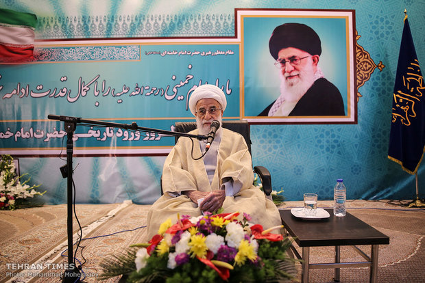 Iran marks anniversary of Imam Khomeini’s return from exile