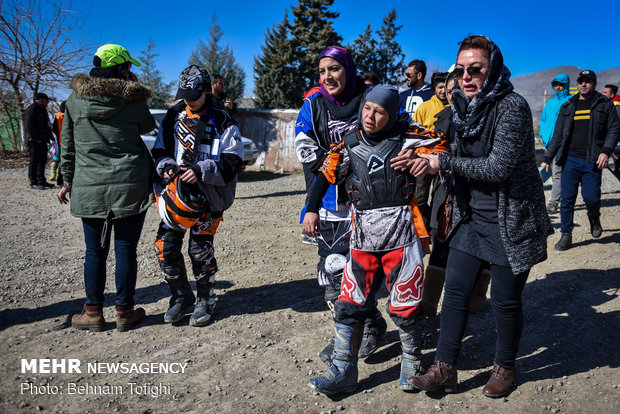 Nationwide motocross c’ship competition, special of female