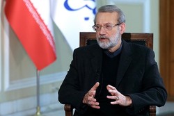 لاريجاني يشدد على ضرورة تعزيز العلاقات بين ايران وطاجيكستان
