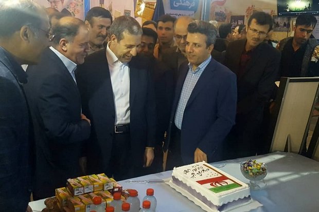 نمايشگاه،انقلاب،چهل،برگزاري،بوشهر،نظام،پرتو،كاظمي،دستاوردهاي