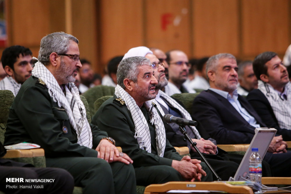 آیین آغاز عملیات اجرایی ۴۰ هزار طرح عمرانی زودبازده