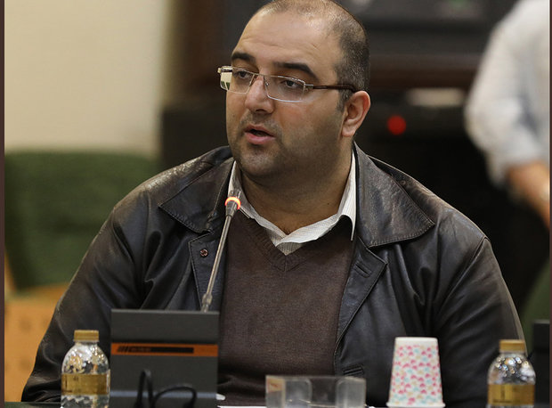 آیدین مهدی‌زاده دبیر «ایده آزاد» اسباب‌بازی شد