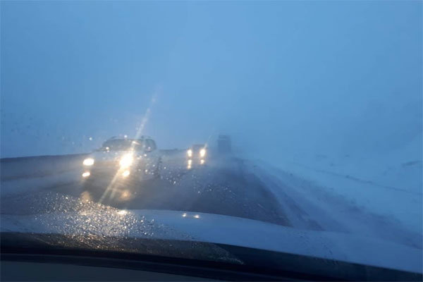 باران و برف در البرز و زاگرس/ کولاک و لغزندگی در جاده‌های شمال