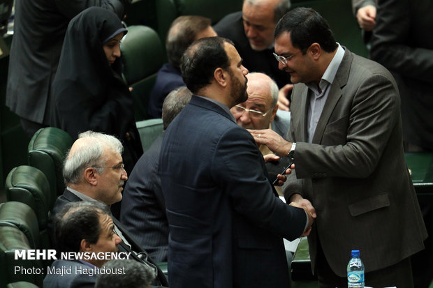 Parliament's session to approve new Iran's health minister