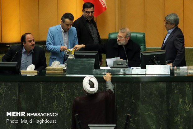 Parliament's session to approve new Iran's health minister