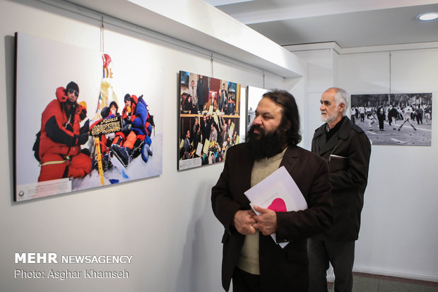 نمایشگاه عکس چهلمین سالگرد پیروزی شکوهمند انقلاب اسلامی ایران