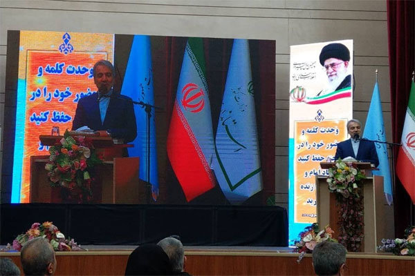 فاصله درآمدی دهک ها از ۱۹ برابر به ۱۲ برابر کاهش یافته است