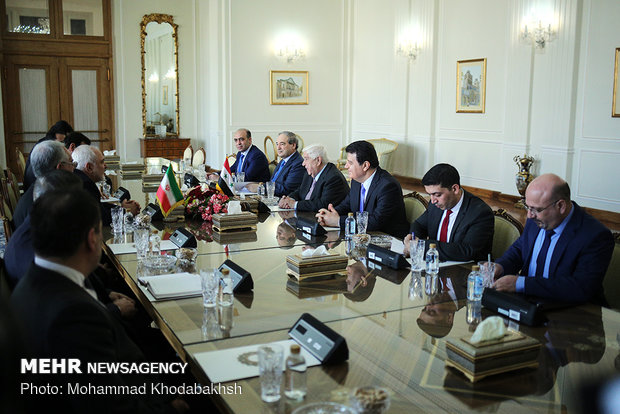 Zarif's meeting with Syrian counterpart