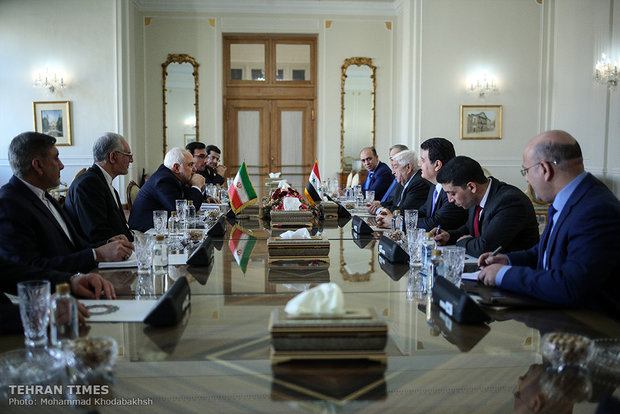 Zarif meets Syrian counterpart, UN envoy for Syria in Tehran