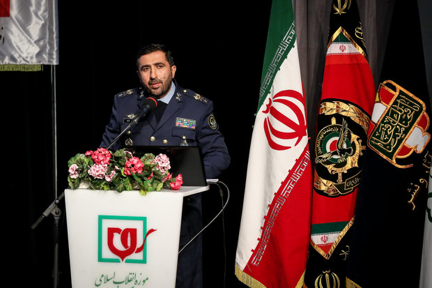 Army commanders hold presser in Tehran