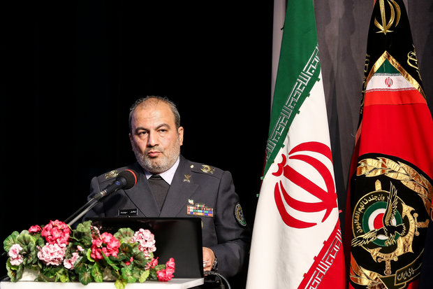 Army commanders hold presser in Tehran