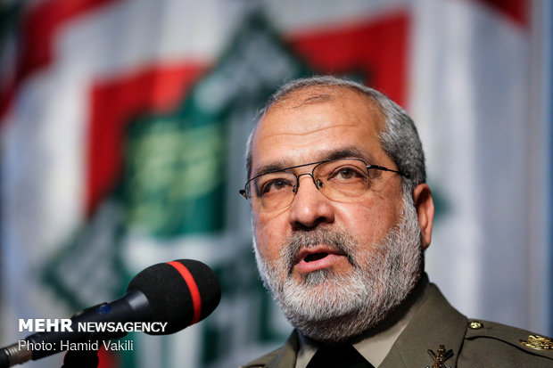 Army commanders hold presser in Tehran