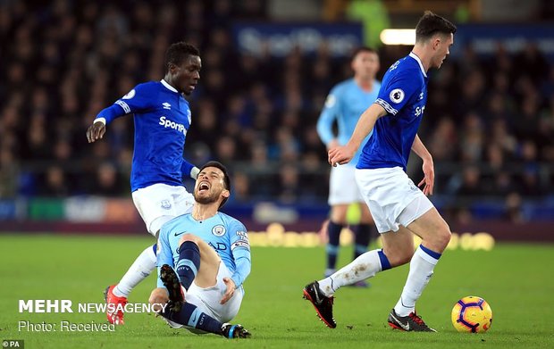 دیدار تیم های فوتبال اورتون و منچسترسیتی‎