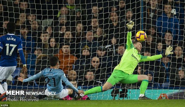 دیدار تیم های فوتبال اورتون و منچسترسیتی‎