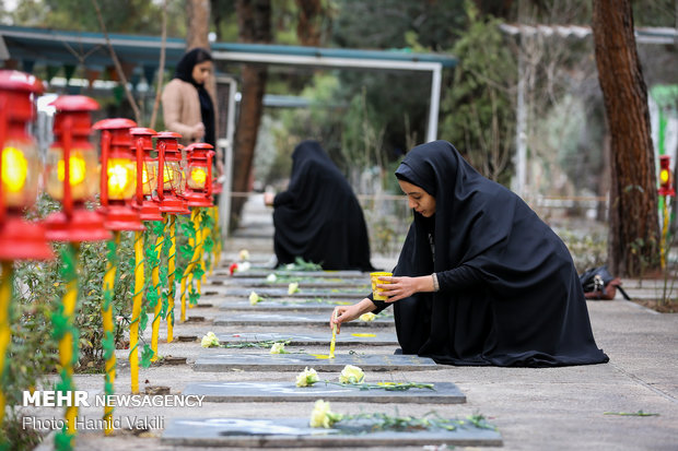 آئین «میهمانی لاله‌ها» در گلزار شهدای تهران