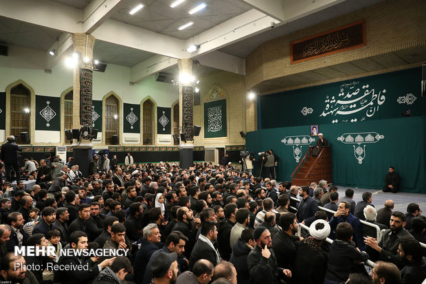 Leader attending Hazrat Fatemeh (SA) mourning ceremony 