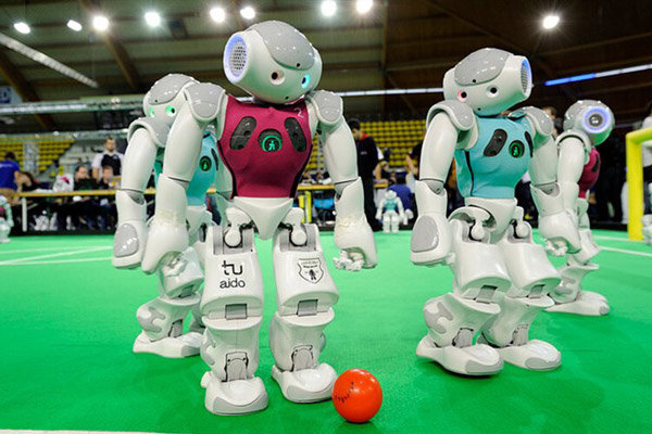 ایران میزبان ۱۵ کشور جهان در مسابقات رباتیک می شود