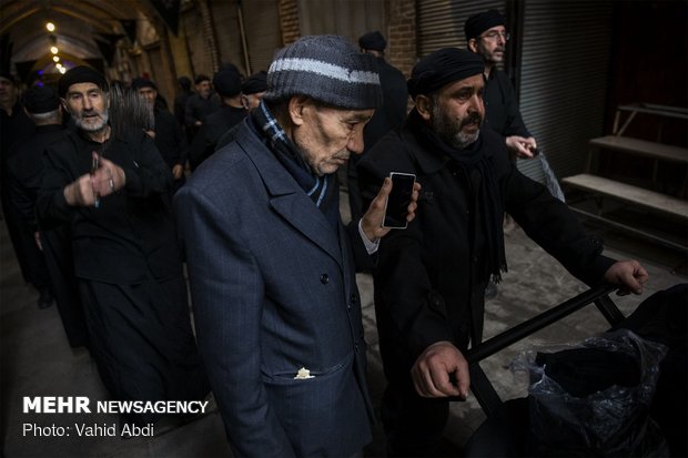 Mourning ceremony of Hazrat Fatemeh (SA) in Tabriz bazaar