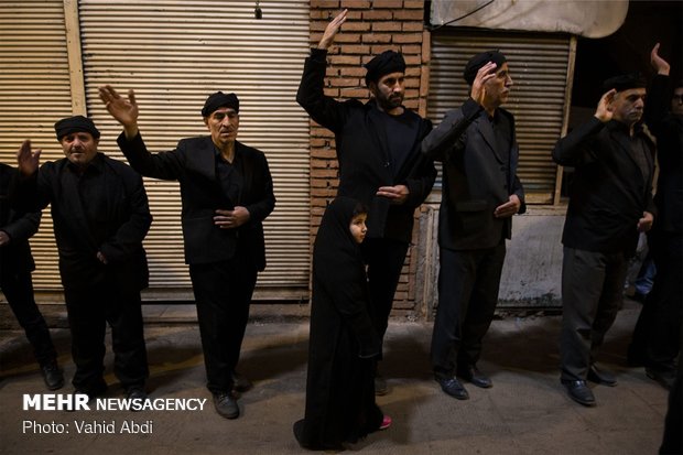 Mourning ceremony of Hazrat Fatemeh (SA) in Tabriz bazaar