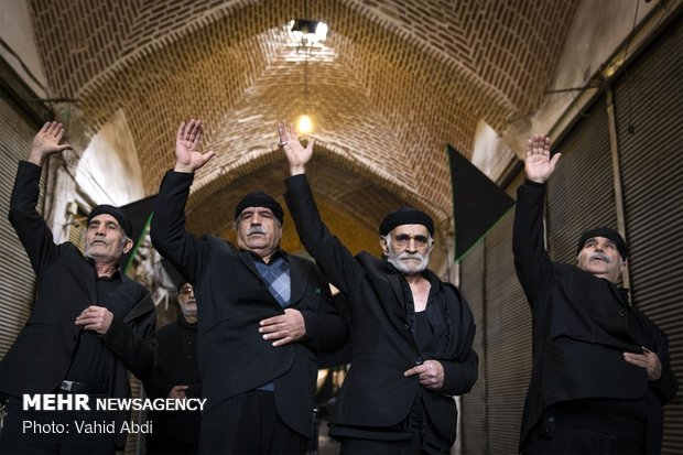 Mourning ceremony of Hazrat Fatemeh (SA) in Tabriz bazaar