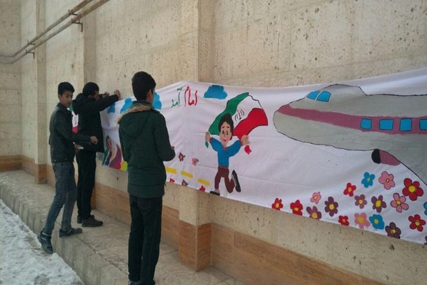 نقاشی کودکان حاشیه‌نشین کرمانشاه به نمایش گذاشته می‌شود