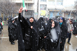 راهپیمایی ۲۲ بهمن در گرمی پرشورتر از همیشه  برگزار می‌شود