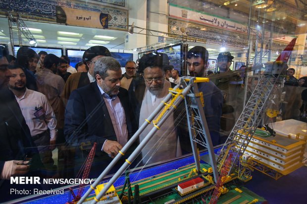 Intelligence min visits 'Eghtedar 40' expo