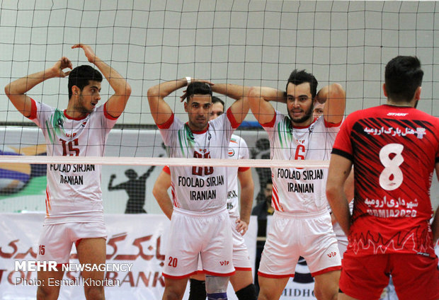 دیدار تیم های والیبال فولاد سیرجان ایرانیان و شهرداری ارومیه