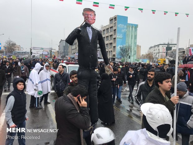 الاحتفالات الجماهيري في طهران بالذكرى الأربعين للثورة الإسلامية 