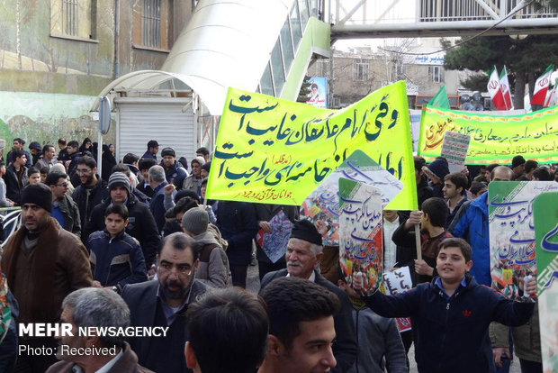 راهپیمایی ۲۲ بهمن در بروجرد