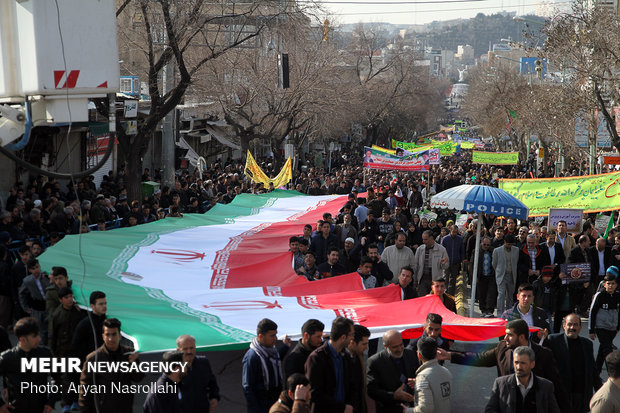 راهپیمایی ۲۲ بهمن در سنندج