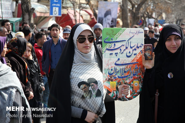 راهپیمایی ۲۲ بهمن در سنندج