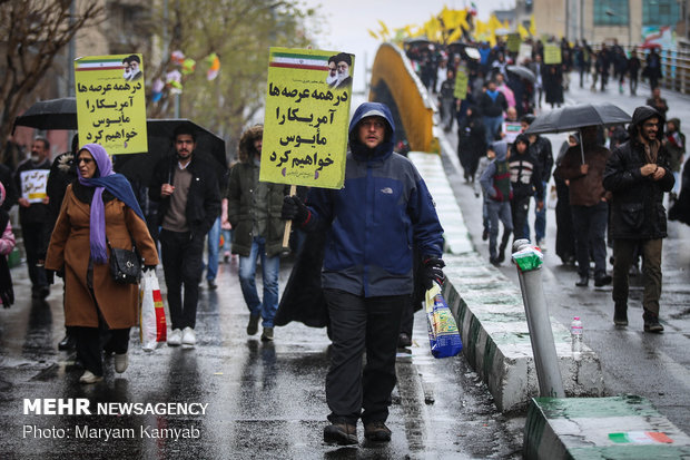 راهپیمایی ۲۲ بهمن در امنیت کامل برگزار شد