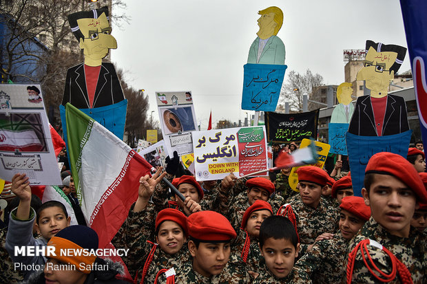 راهپیمایی ۲۲ بهمن در مشهد