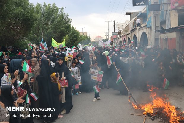 راهپیمایی ۲۲ بهمن در میناب