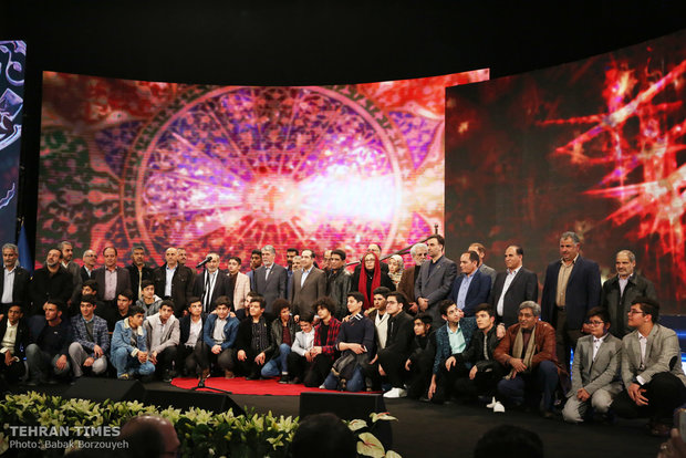 “When the Moon Was Full” named best film at 37th Fajr festival