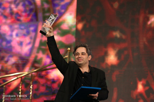 “When the Moon Was Full” named best film at 37th Fajr festival